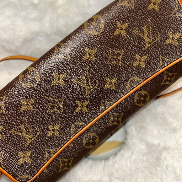 Louis Vuitton Monogram Twin Pochette GM - Picture 5 of 16
